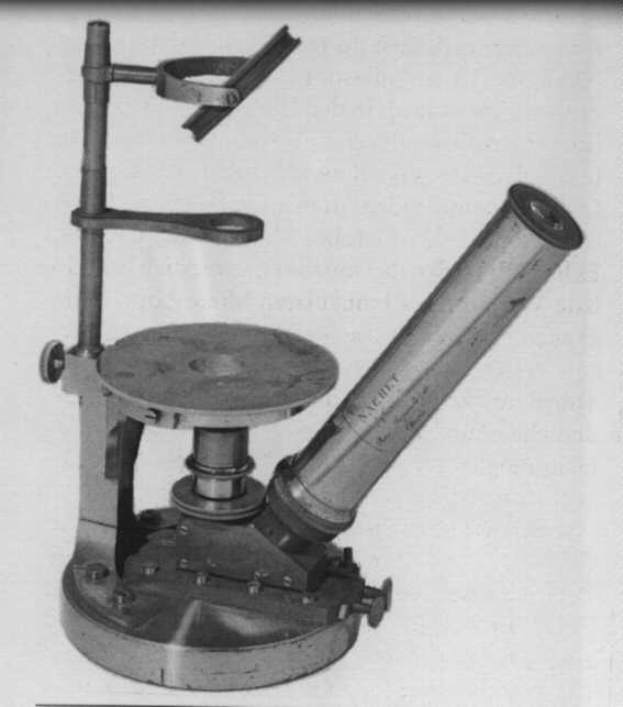 Umgekehrtes Mikroskop von NACHET